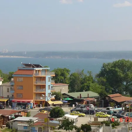 Ropotamo Pensiune 2*