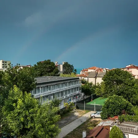 Pensjonat Ropotamo 2*