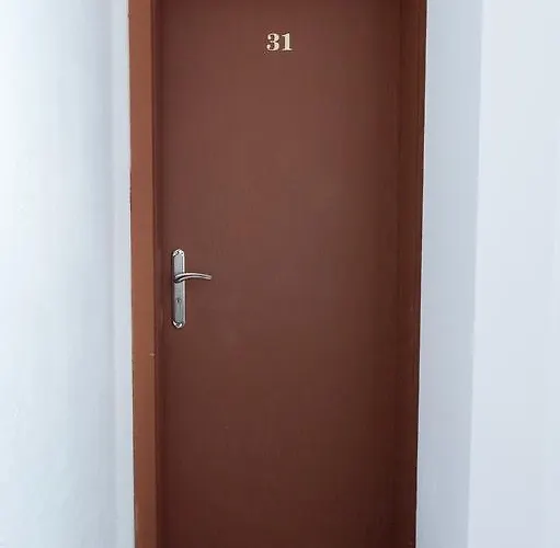 Къща за гости къща за гости ропотамо 2*