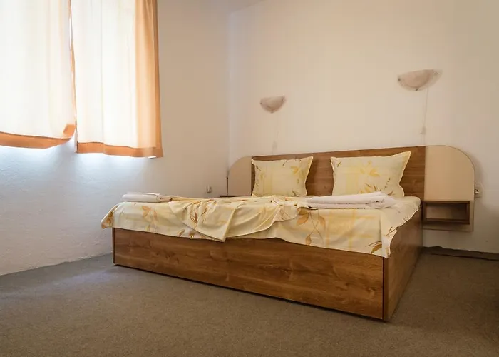 къща за гости ропотамо 2*